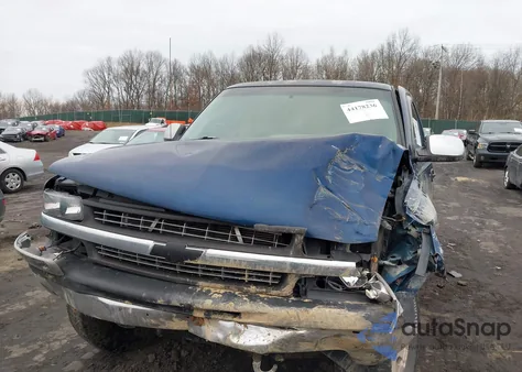 2000 Chevrolet Silverado 1500 Ls z USA, uszkodzony, nr VIN 1GCEK14T0YE270547